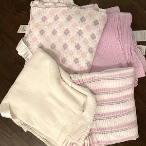 Aden + anais swaddle blankets purple